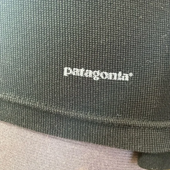 Patagonia Long Sleeve Zip Shirt - Picture 3 of 3